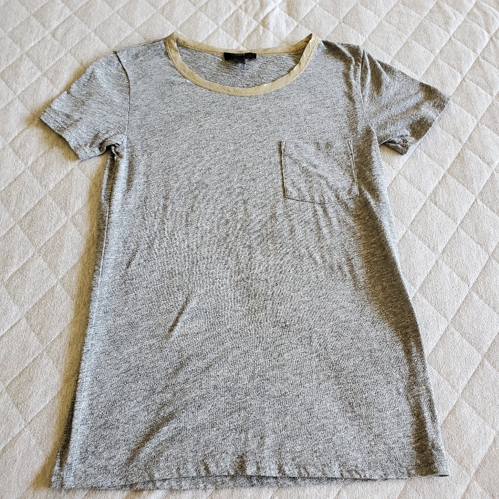 ⭐4/$20 J Crew t-shirt‎